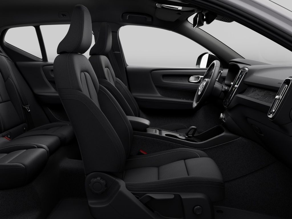 Volvo EX40