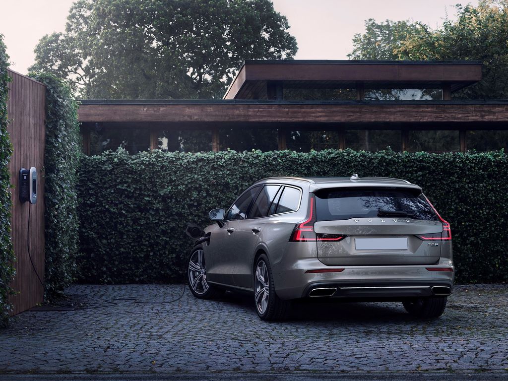 Volvo V60 Recharge