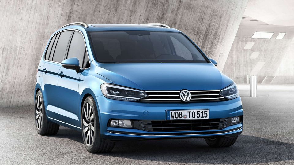 Volkswagen Touran 2016: la nuova monovolume ergonomica