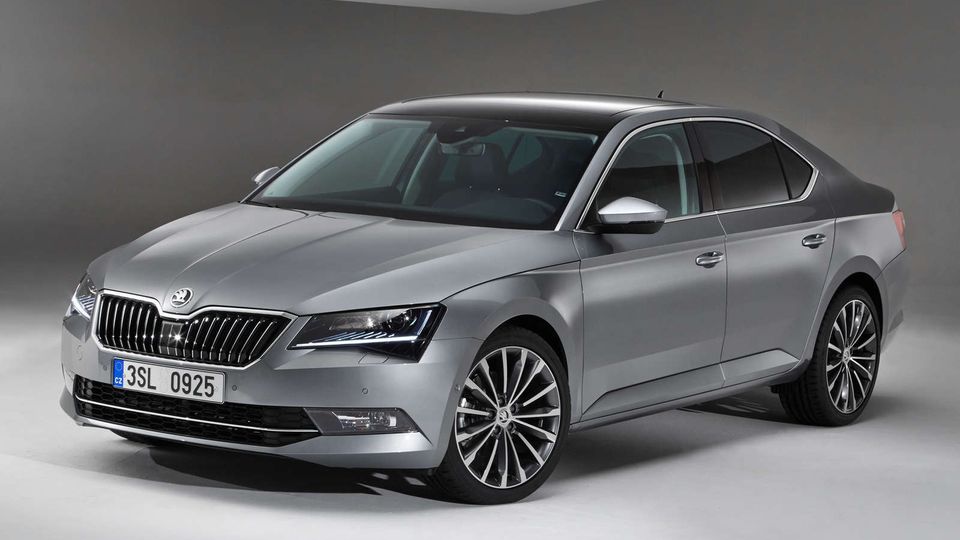 Nuova Škoda Superb 2016: già in vendita a partire da 25.900 €.