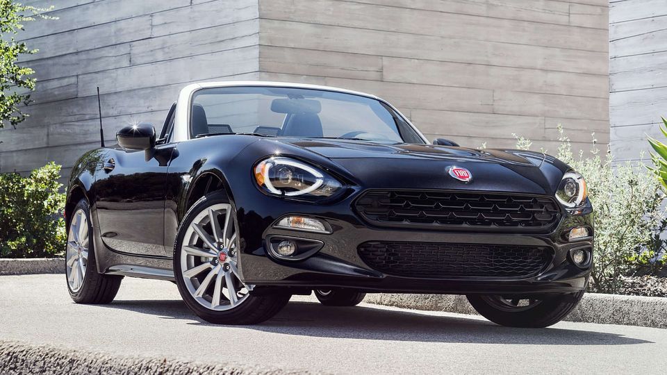 Fiat 124 Spider 2016: rivivono emozioni smarrite nel tempo!