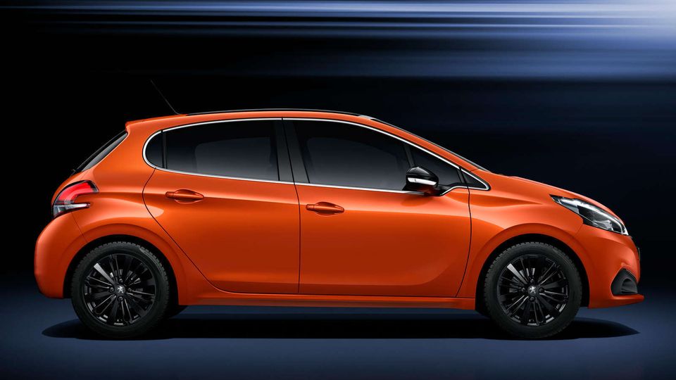 Super Valutazione Peugeot: il tuo usato vale il 30% in più… e ci sono ulteriori vantaggi