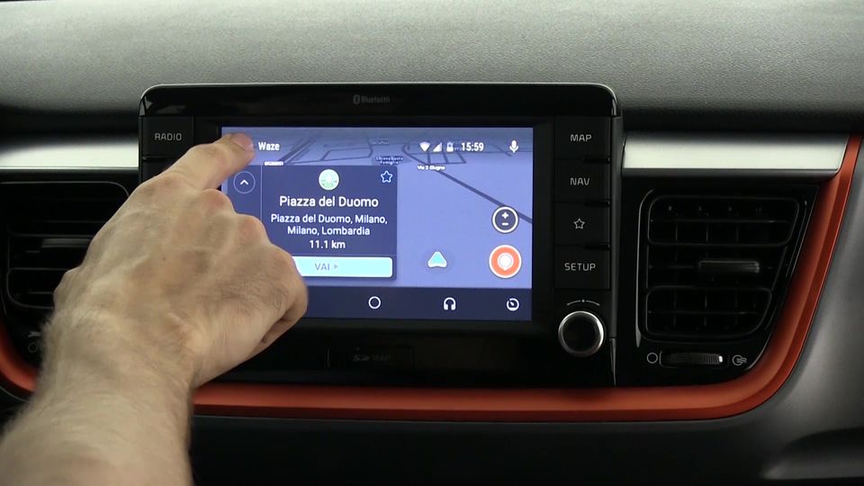 Android Auto o Apple CarPlay: quale scegliere?