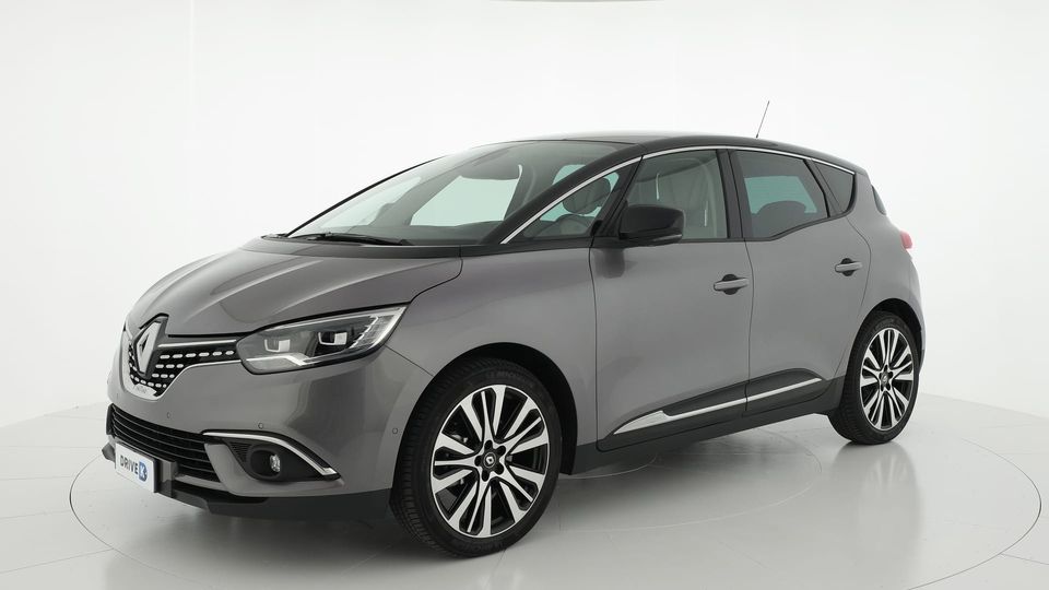 Renault Scenic: la monovolume dall’allestimento top