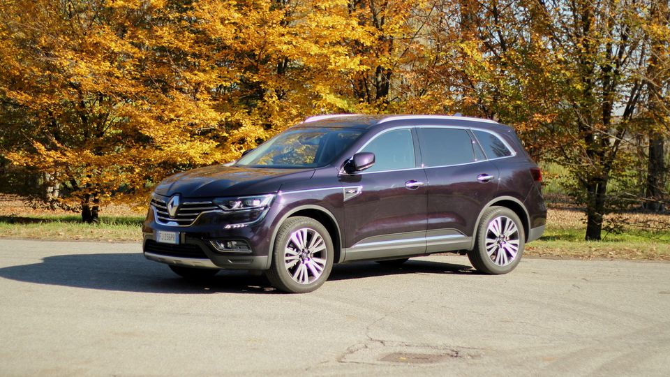 Tanto spazio e comodità per tutti, sul nuovo maxi-suv Koleos