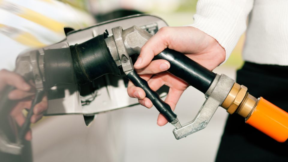 Auto a GPL: conviene sceglierla?