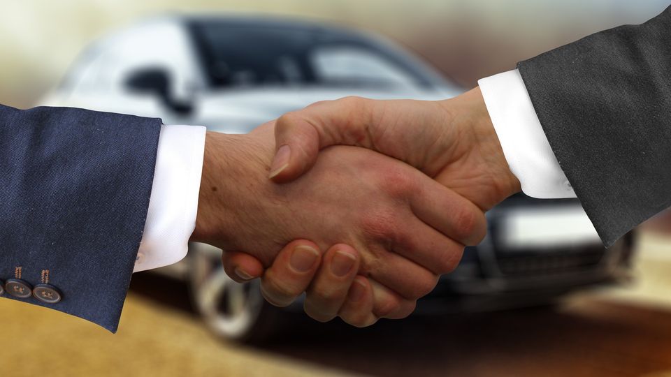 Scegliere un’auto km 0: pro e contro