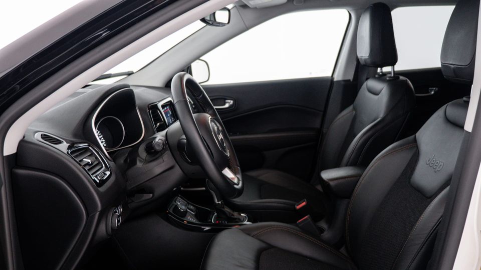 Sedili in pelle: conviene sceglierli?