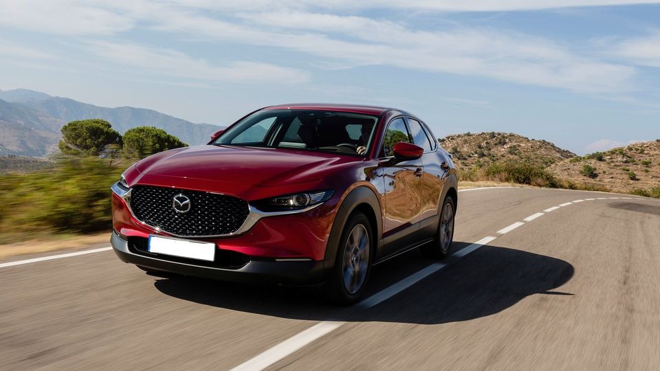 Nuova Mazda CX-30 con guida sportiva e un motore rivoluzionario