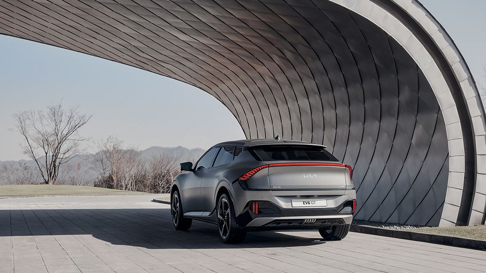 KIA EV6 2021: autonomia, prezzo e dotazioni della nuova EV6