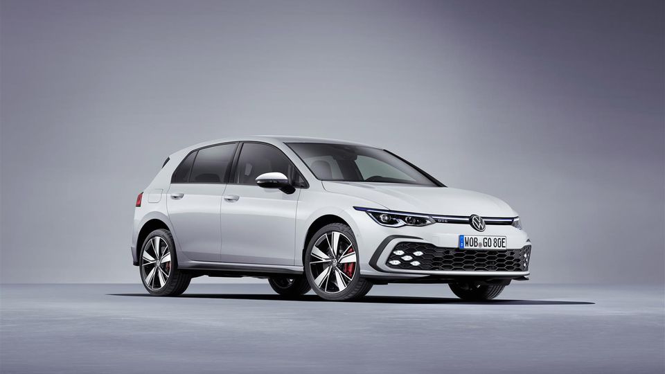 Volkswagen Golf GTE 2021: 245 CV come la GTI: delusione o rivelazione?