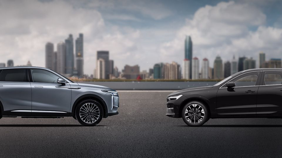 Omoda 9 vs Volvo XC60 PHEV: confronto completo tra SUV ibridi plug-in premium