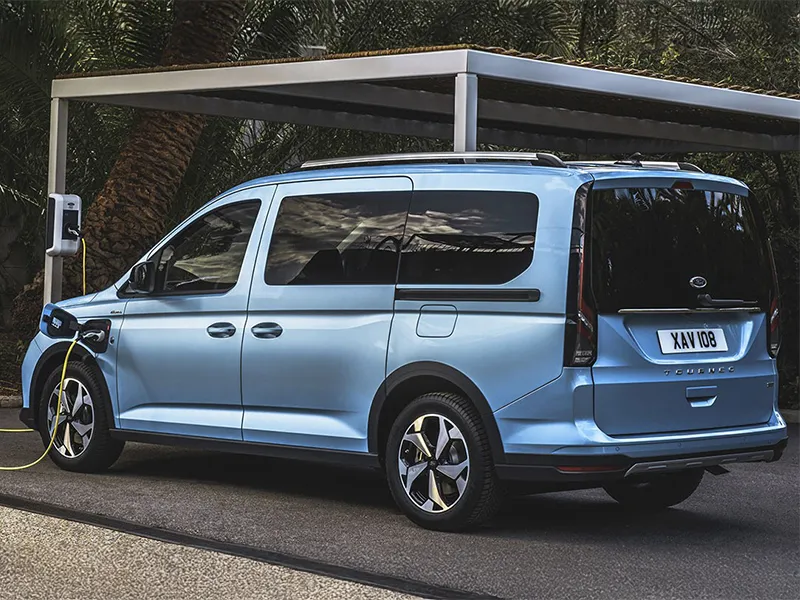 Ford Tourneo Connect 4 puertas