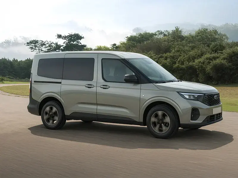 Ford E-Tourneo Courier