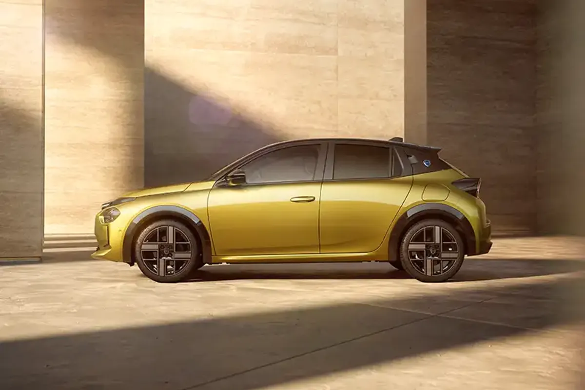 Lancia Nuova Ypsilon Ibrida