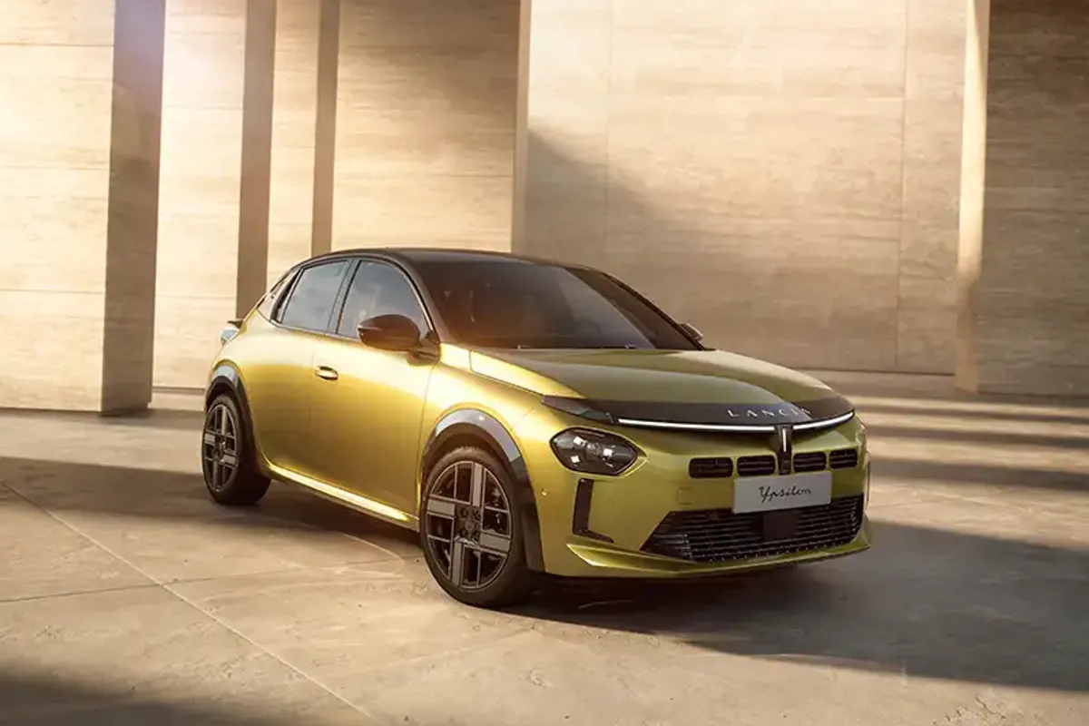 Lancia Nuova Ypsilon Ibrida