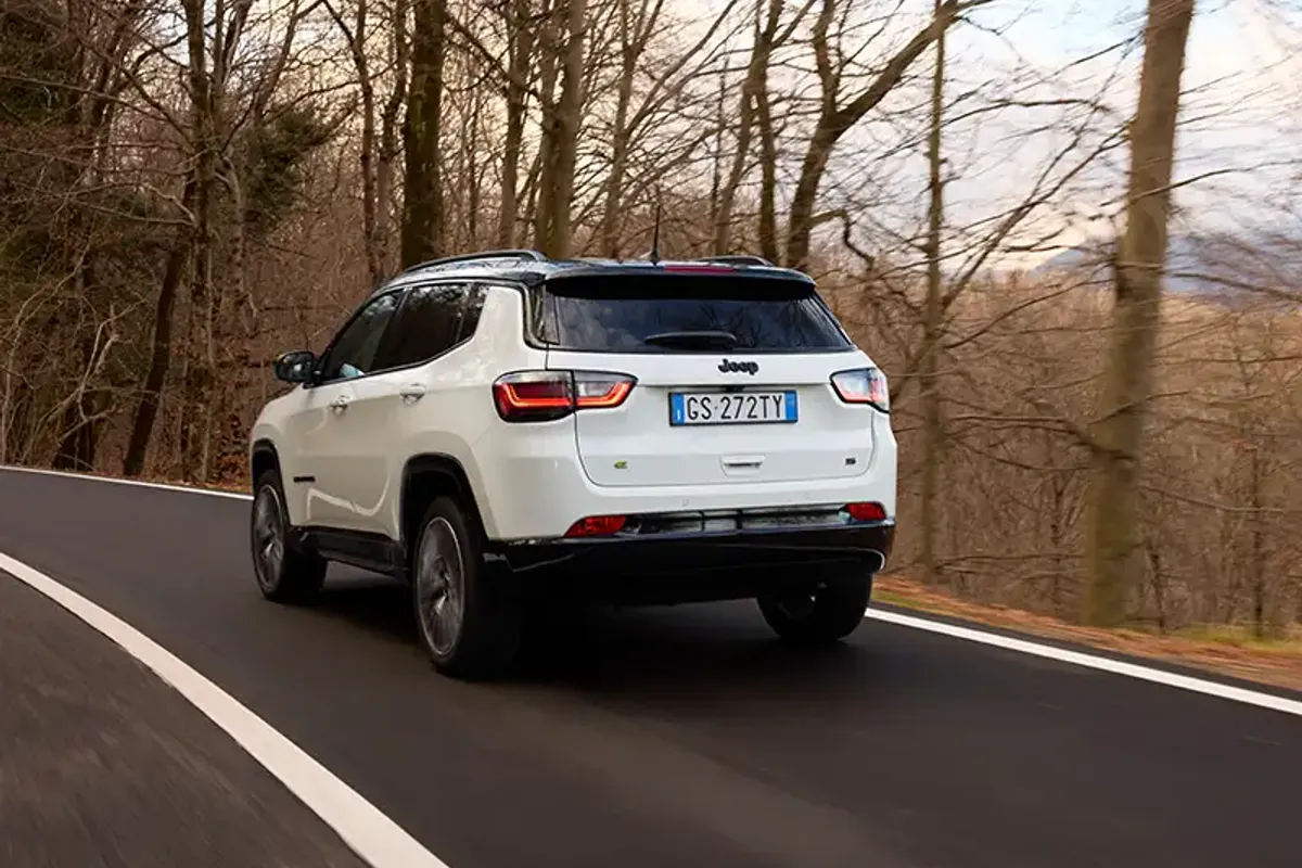 Jeep Nuova Compass e-Hybrid